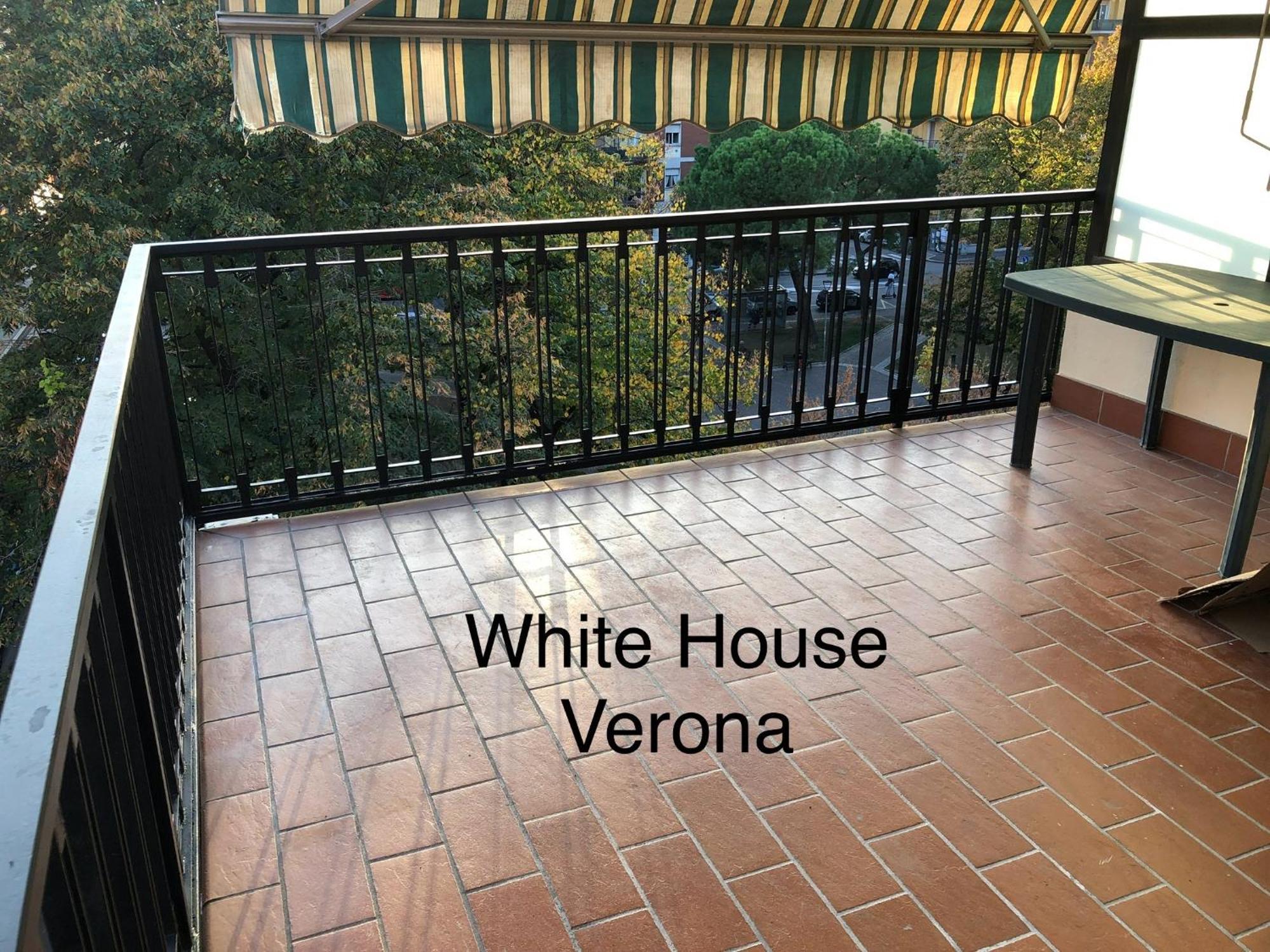 White House Apartment Verona Luaran gambar